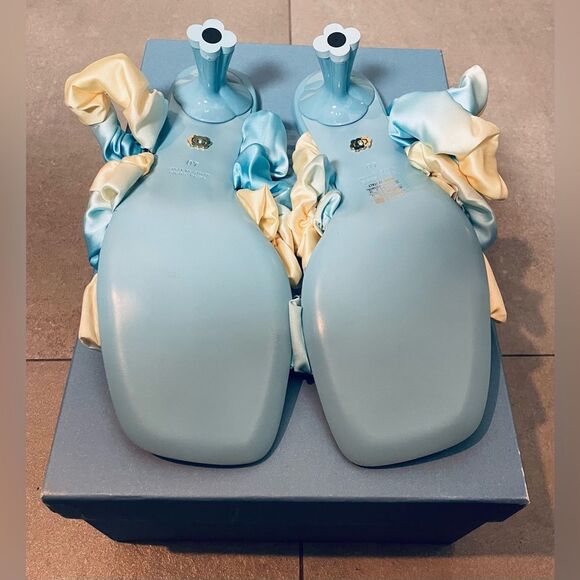 2 ITEM BUNDLE - Jordan 1 Bred Toe Hightops - Bottega Veneta Mule Heels - Size 10 - Picture 15 of 16